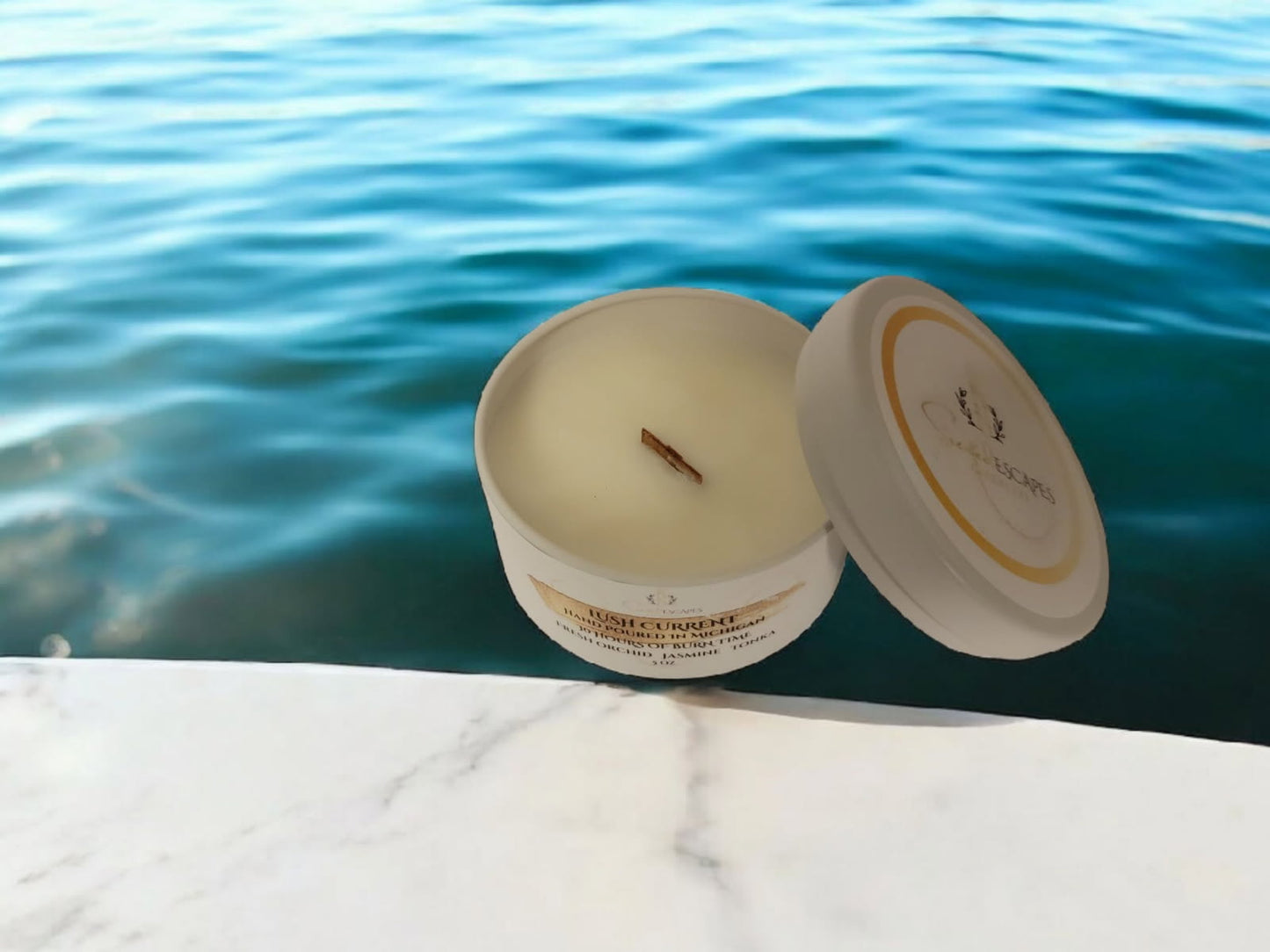 Lush Current Luxury 5 oz Wooden Wick Candle